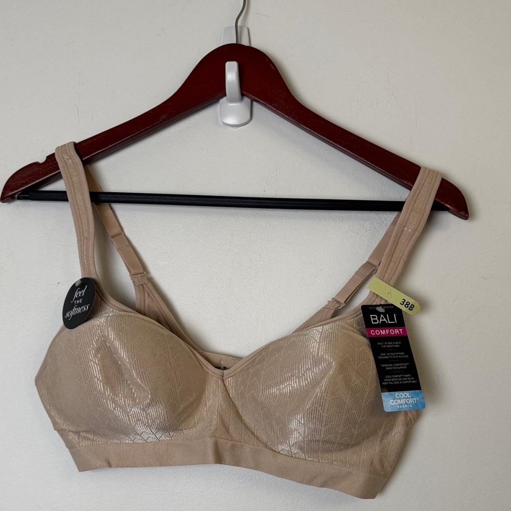 Bali Comfort Beige Intimates Bra 38B